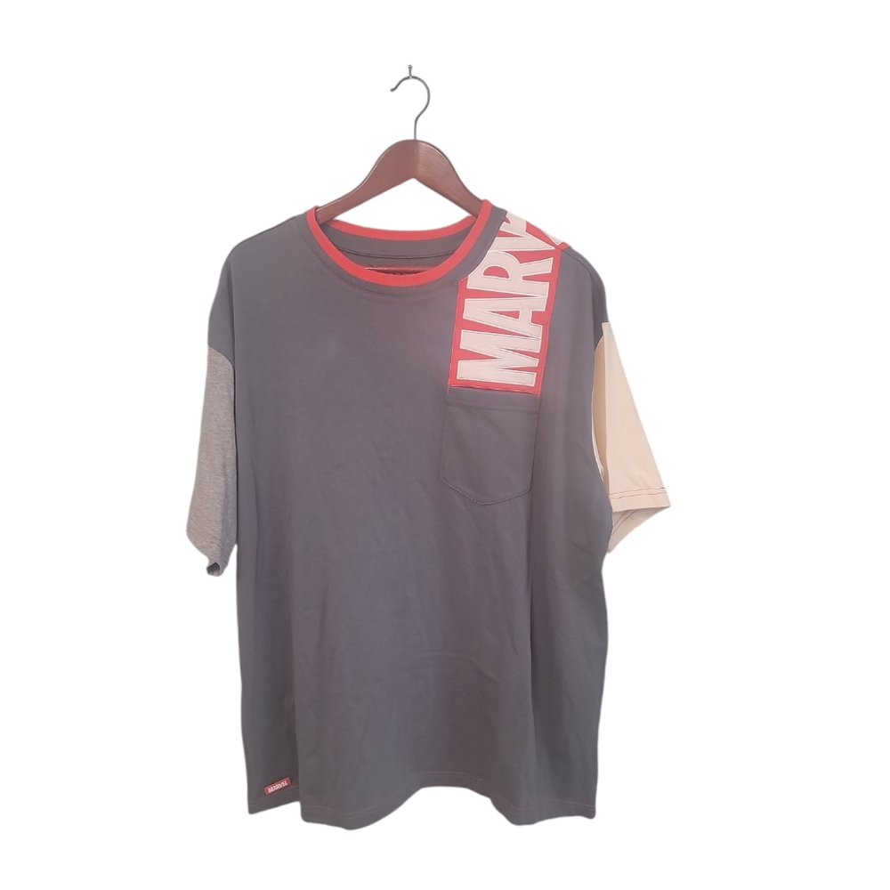 Marvel Disney Parks‎ Logo Mens Front Pocket Tee Size XL